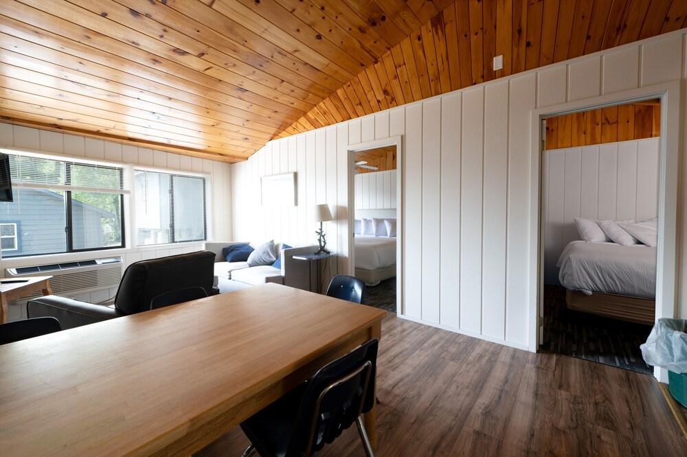 Depe Dene Lakeside Resort photo 61