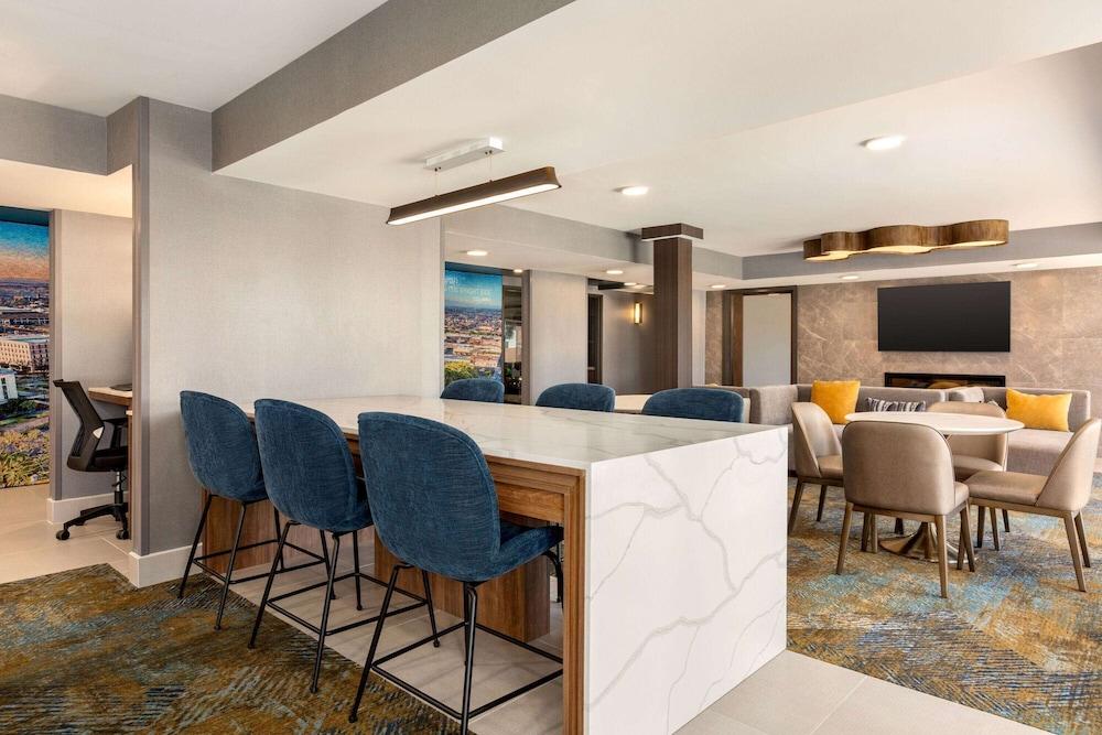 La Quinta Inn by Wyndham Columbia NE/Fort Jackson photo 12