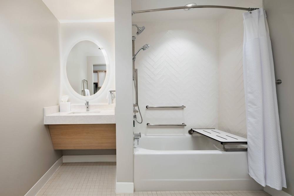 TownePlace Suites Tampa Casino Area photo 10