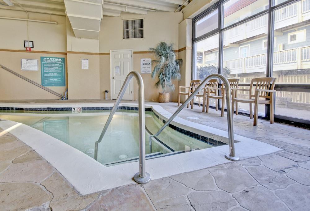 Carousel Resort Hotel & Condominiums photo 65