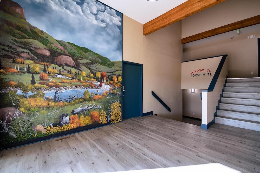 Surestay By Best Western Forsyth photo 3