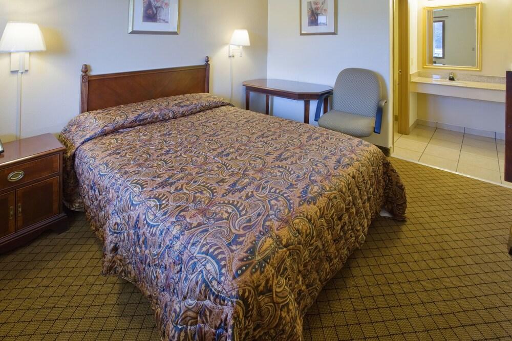 Regal Inn photo 10