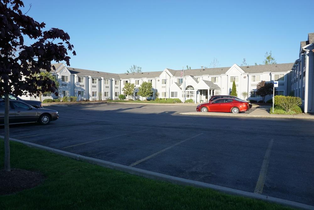 CenterWay Hotel Tonawanda photo 18