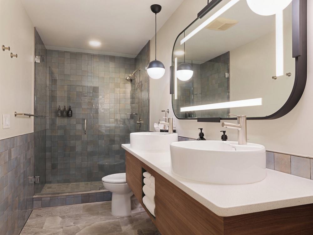 Hotel Indigo Asheville Downtown by IHG photo 34
