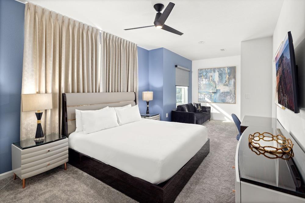 Harbor Island Beach Club by Villatel photo 67