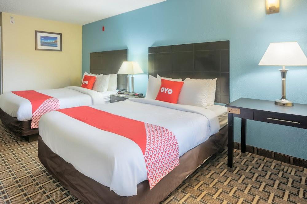 OYO Hotel Knoxville TN Cedar Bluff I-40 photo 27