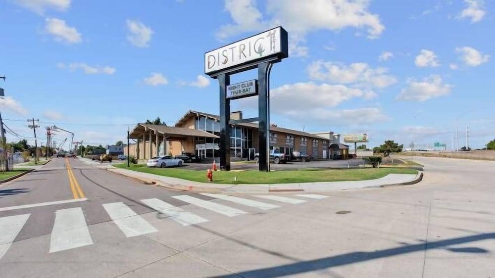 The District Hotel Club and Resorts photo 16
