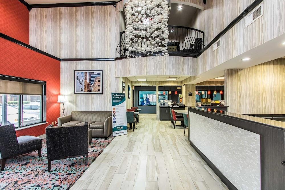 Comfort Suites Fairgrounds West photo 11