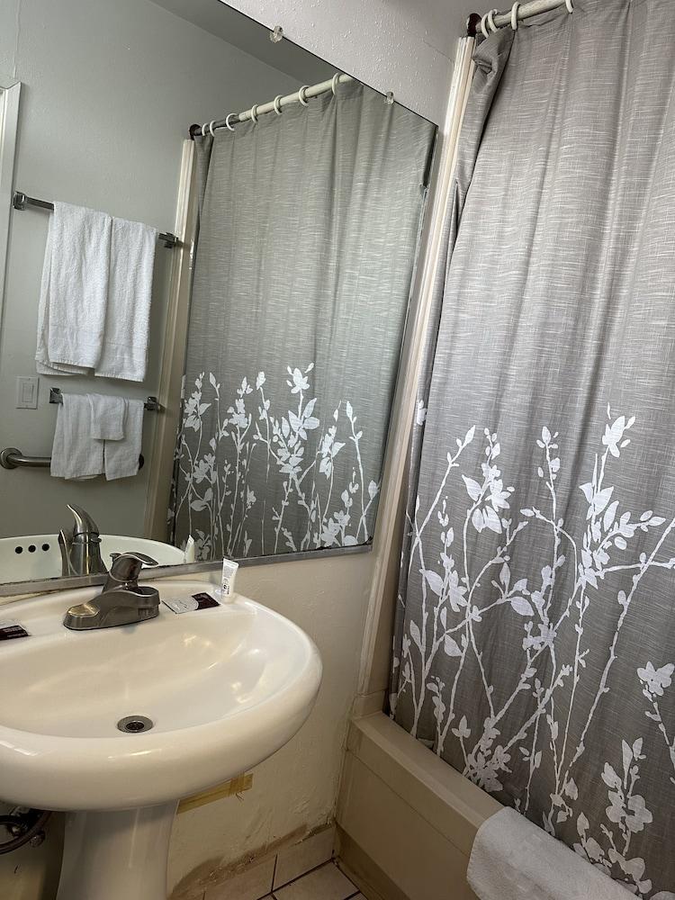 American Inn photo 26