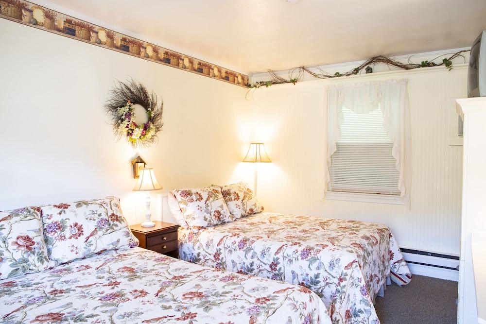 The Chimney Rock Inn & Cottages photo 57