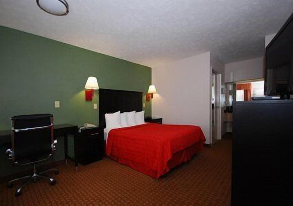 Quality Inn Savannah South photo 2