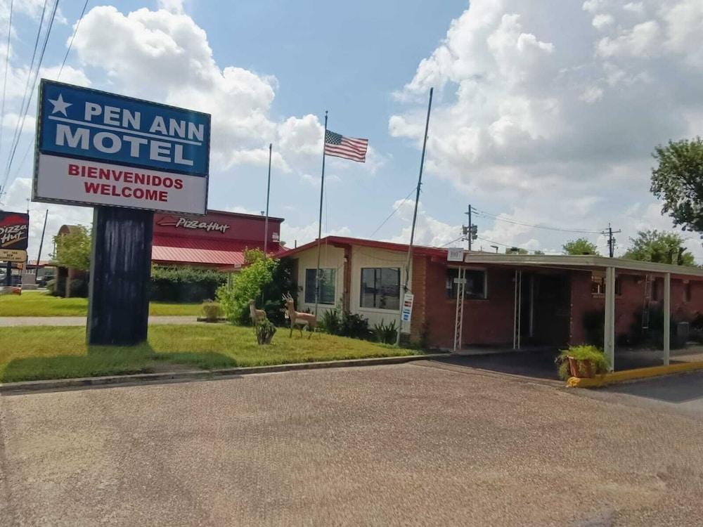 Pen Ann by Capital O Pharr/McAllen TX photo 7