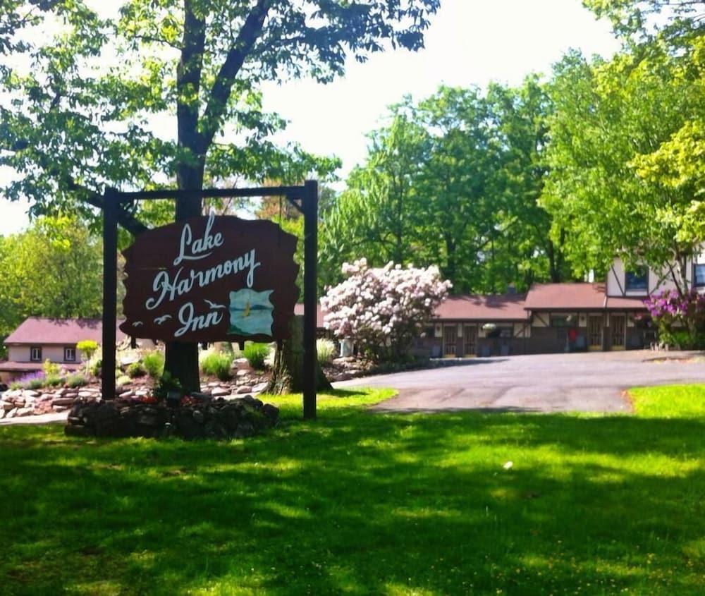 Lake Harmony Inn photo 34