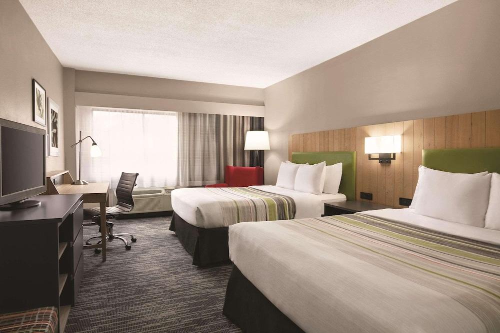 Country Inn & Suites by Radisson, Williamsburg East (Busch Gardens), VA photo 5