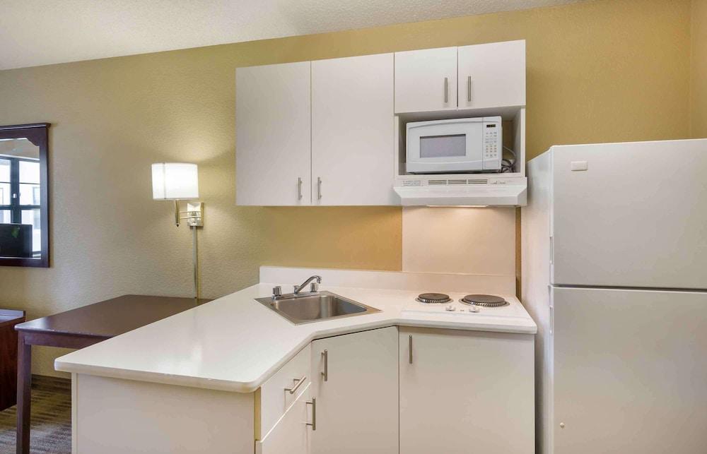 Extended Stay America Suites Tacoma South photo 19