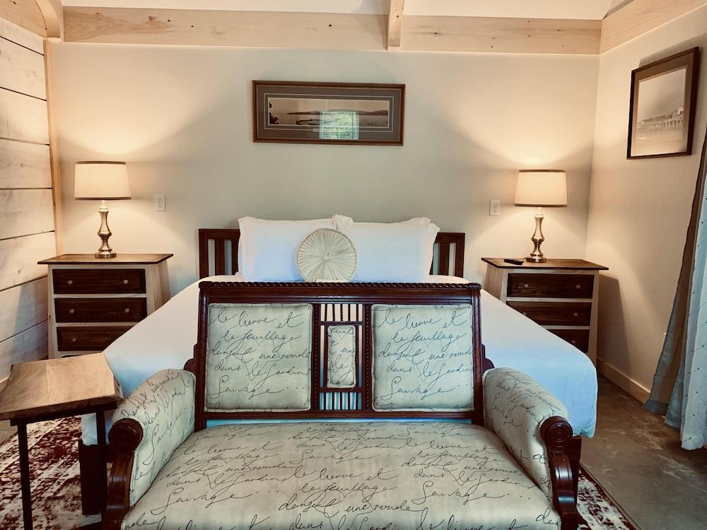 Ivy Manor Inn Village Center photo 5