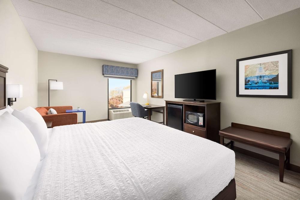 Hampton Inn Columbia photo 22