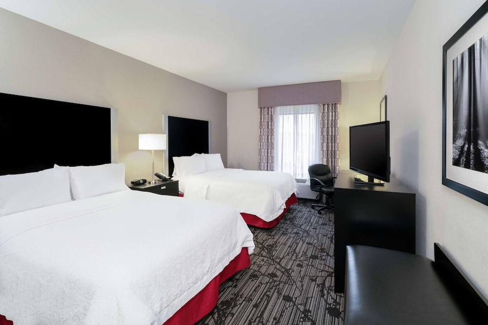 Hampton Inn & Suites Roanoke Airport photo 11