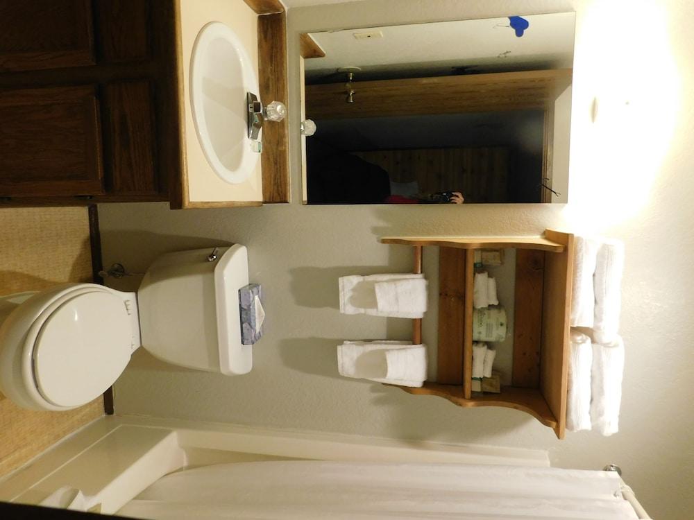 Packwood Inn photo 19