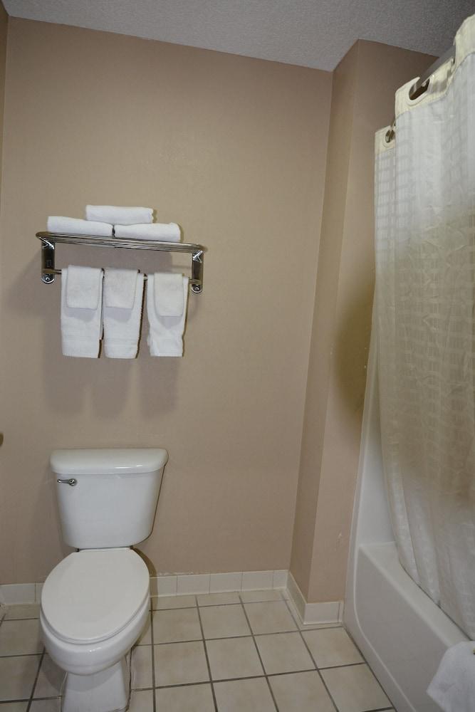 Jameson Inn - Hazlehurst photo 24