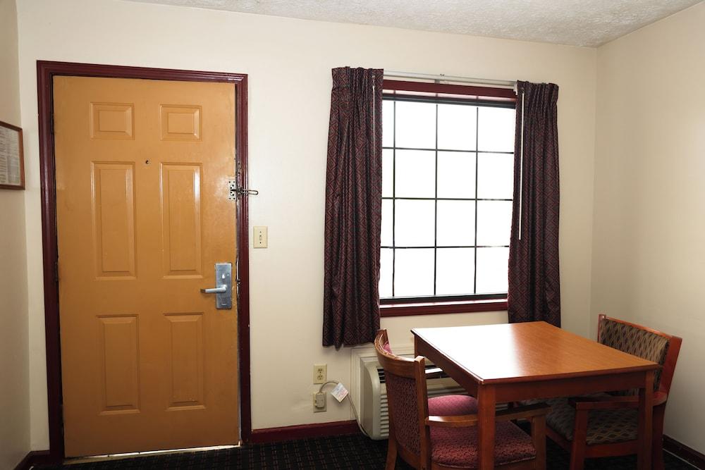 Hotel Deerfield Inn & Suites Acworth Atlanta photo 9