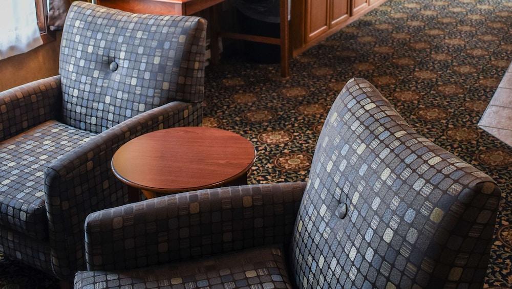 Magnuson Hotel Country Inn photo 3