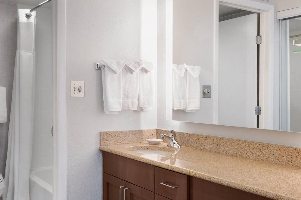 Residence Inn by Marriott Philadelphia Willow Grove photo 10