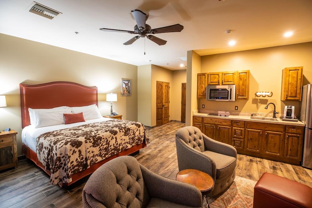 Prickly Pear Inn photo 36