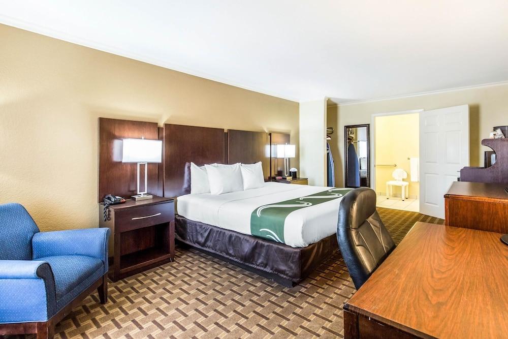 Quality Inn & Suites Abilene North photo 16