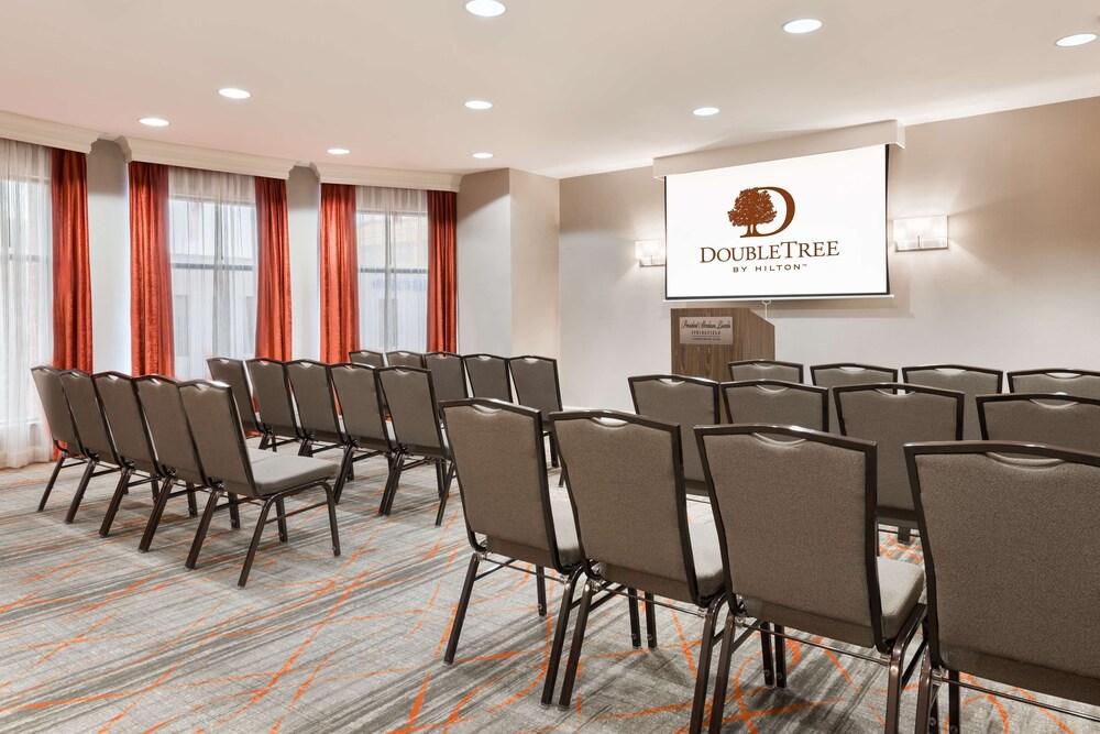 President Abraham Lincoln Springfield - DoubleTree by Hilton photo 53
