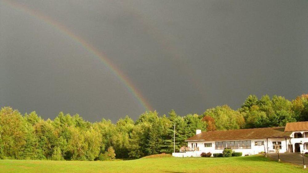 Henniker Motel photo 9