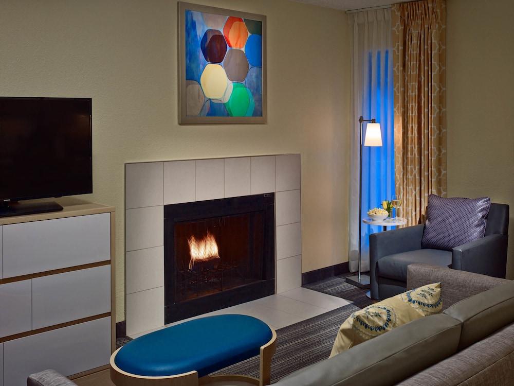 Sonesta ES Suites Omaha photo 13