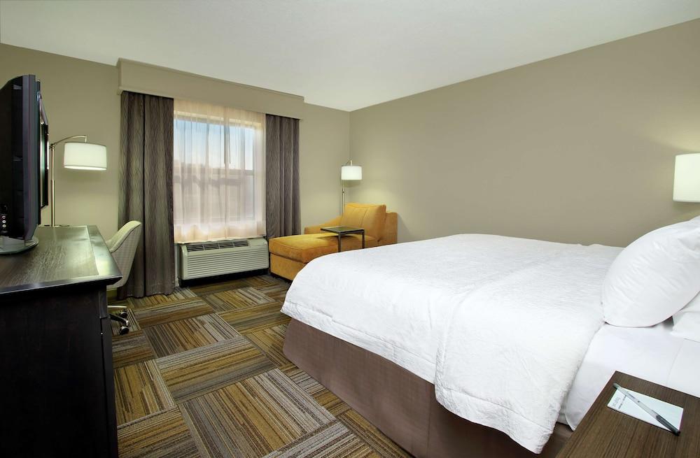 Hampton Inn & Suites Florence-Downtown photo 16