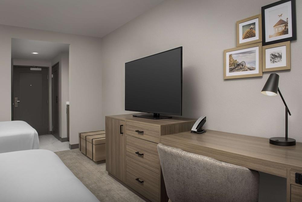 Doubletree by Hilton Chattanooga Hamilton Place photo 18