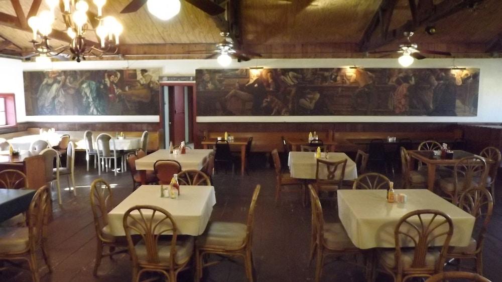Shep's Miners Inn photo 30