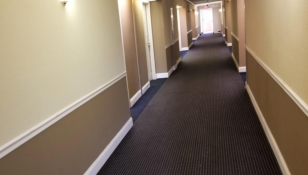 Madison Inn and Suites photo 73