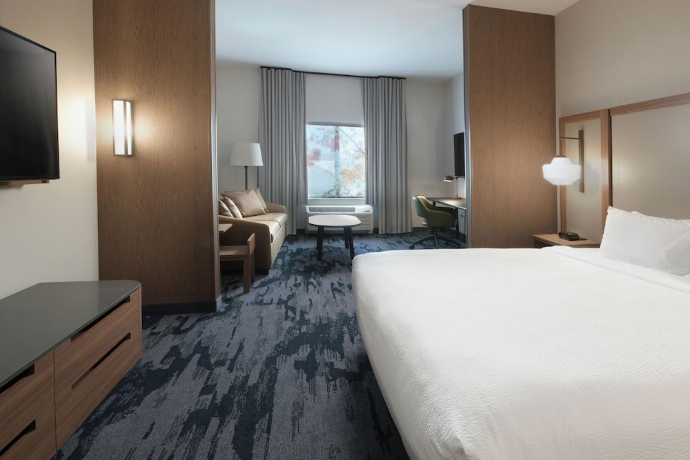Fairfield Inn and Suites Dallas East photo 8