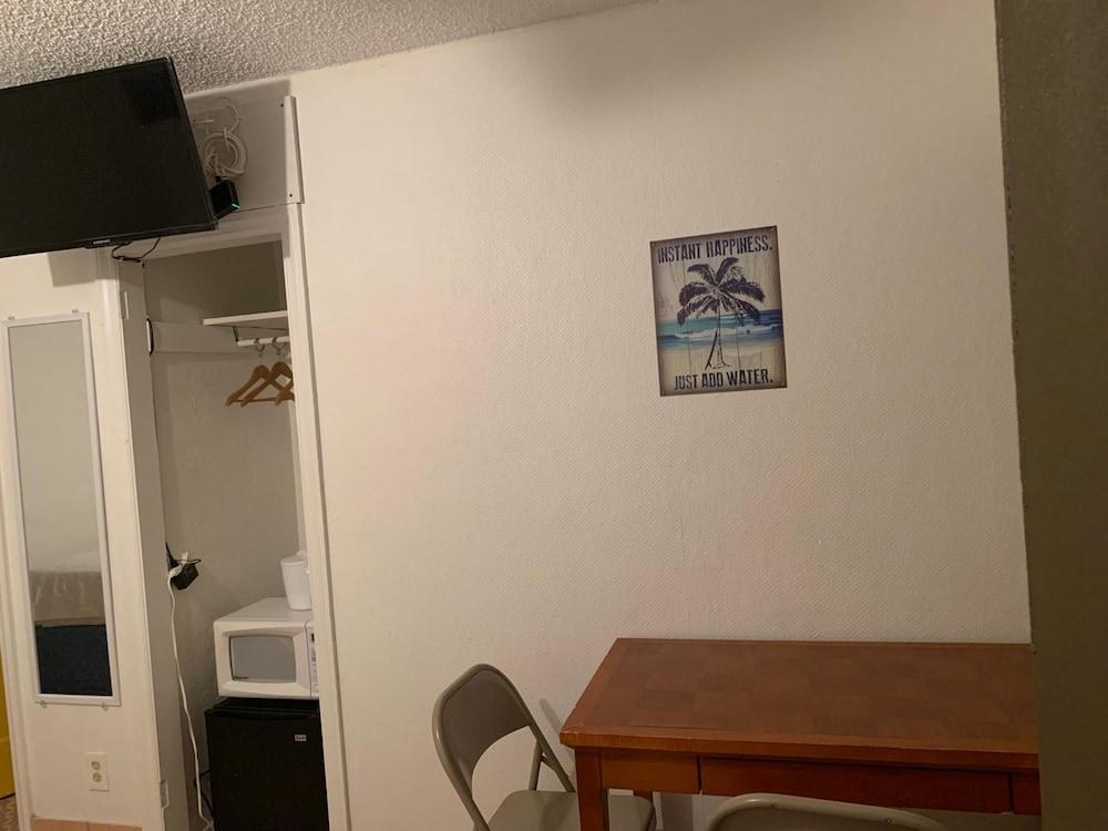 SunShine Motel photo 27