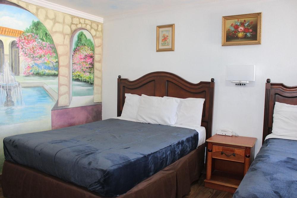 City Center Motel photo 34