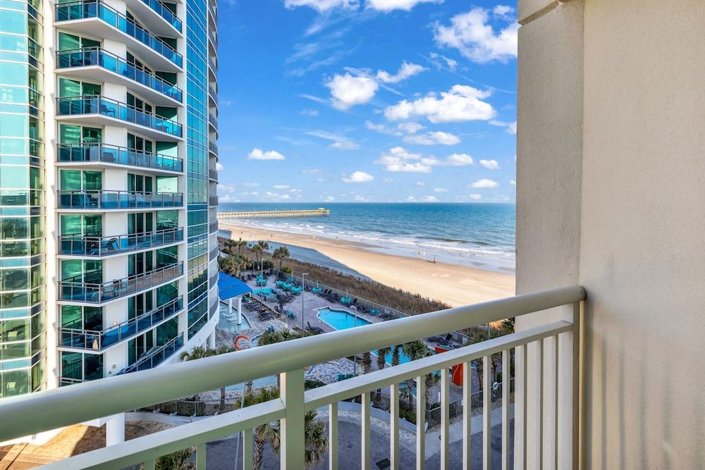 Sandy Beach Oceanfront Resort photo 28