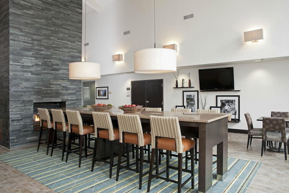 Hampton Inn & Suites Chicago/Lincolnshire photo 2