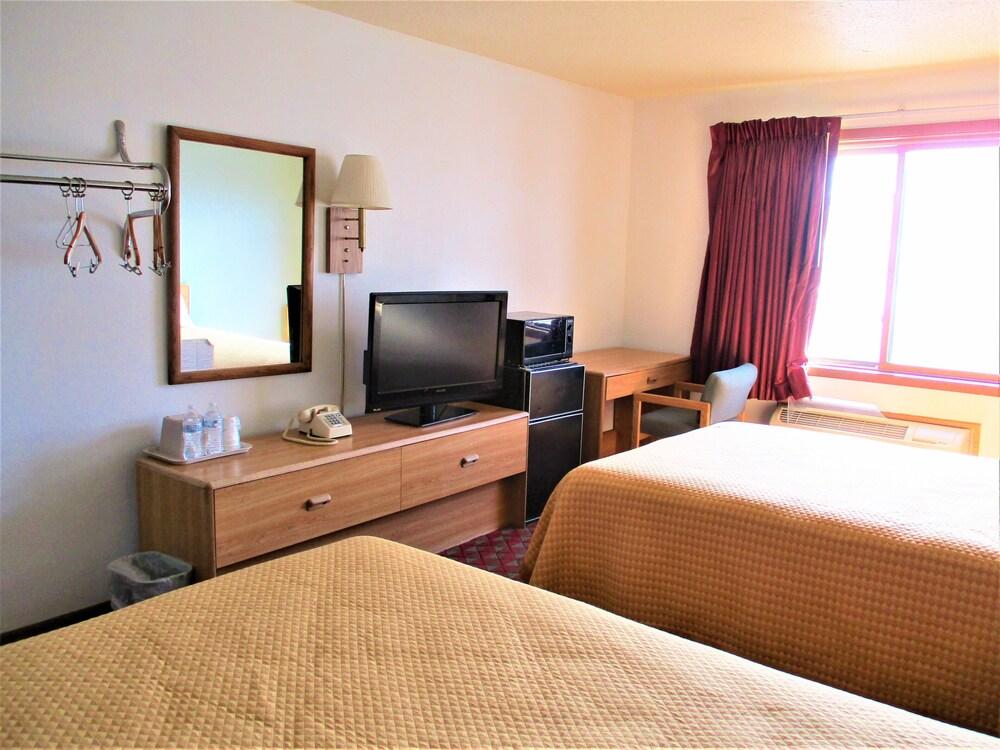 Sunset Inn photo 3