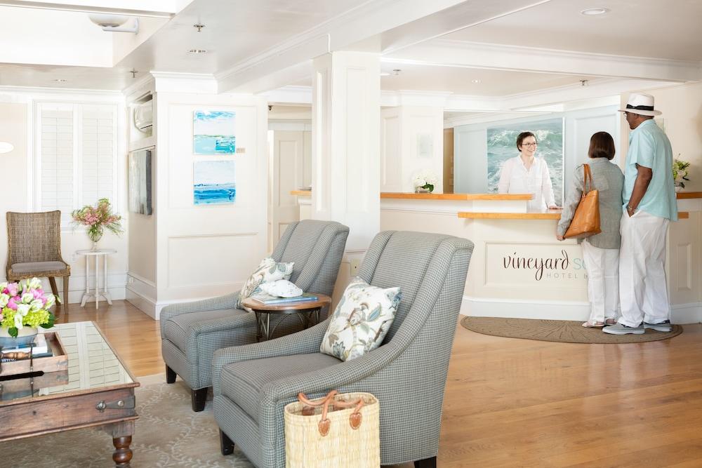 Vineyard Square Hotel & Suites photo 3