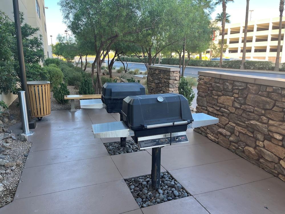 The Berkley Las Vegas photo 16