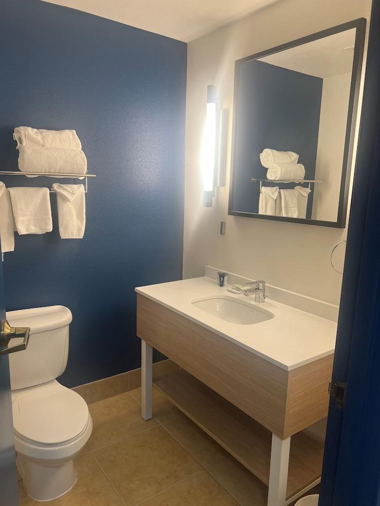 Spark by Hilton Montgomery EastChase photo 18