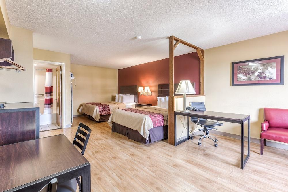 Red Roof Inn Amarillo West photo 11
