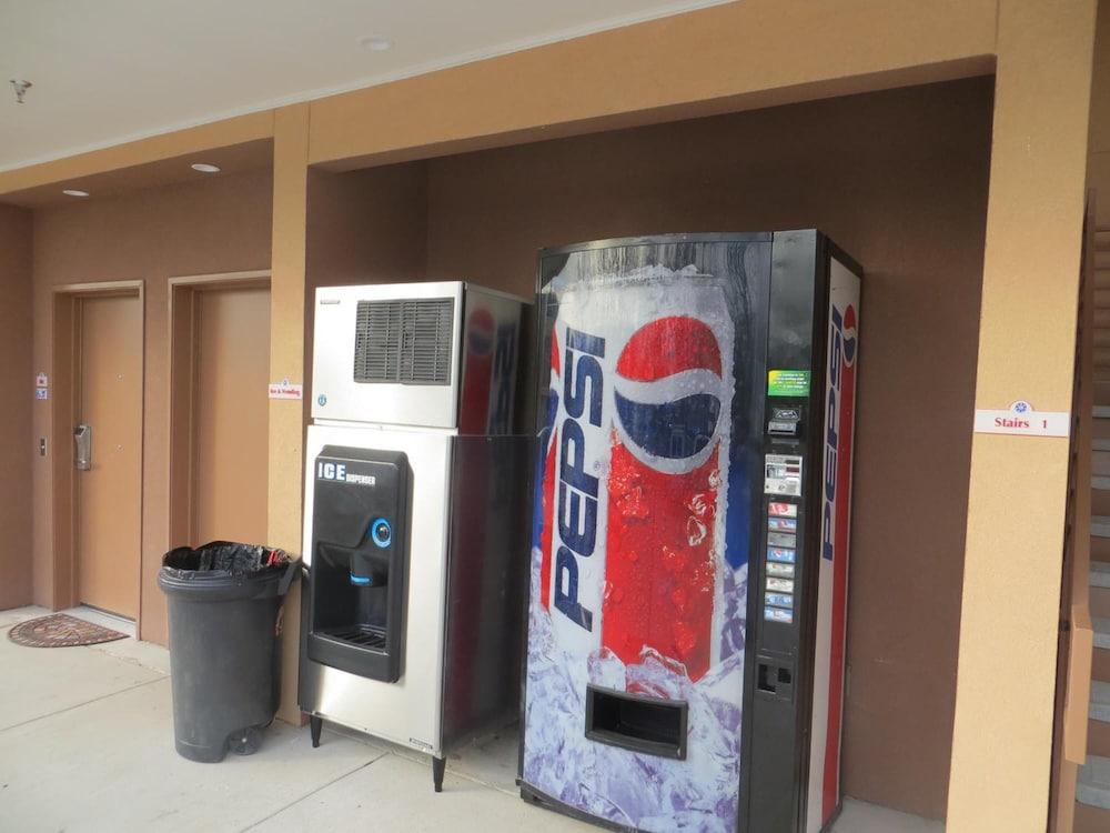 Crystal Inn - Sugar Land photo 16