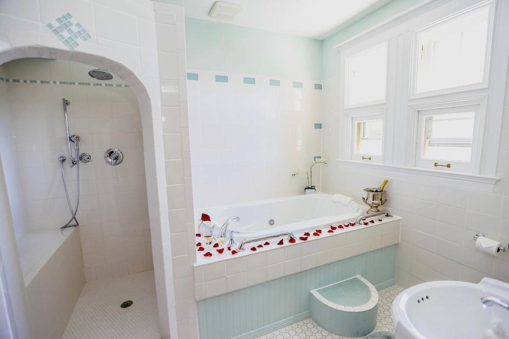 Wilburton Inn photo 3