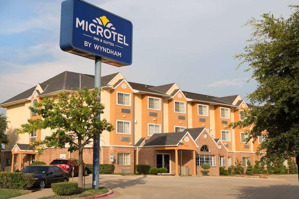 Microtel Inn & Suites by Wyndham Garland/Dallas photo 1