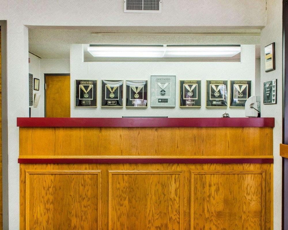 Econo Lodge Mifflintown photo 4